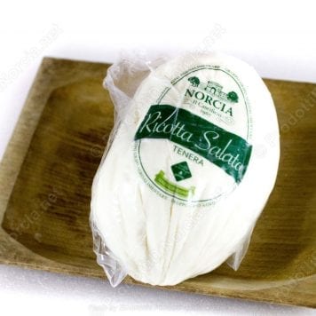 Ricotta Salata di Norcia fresca