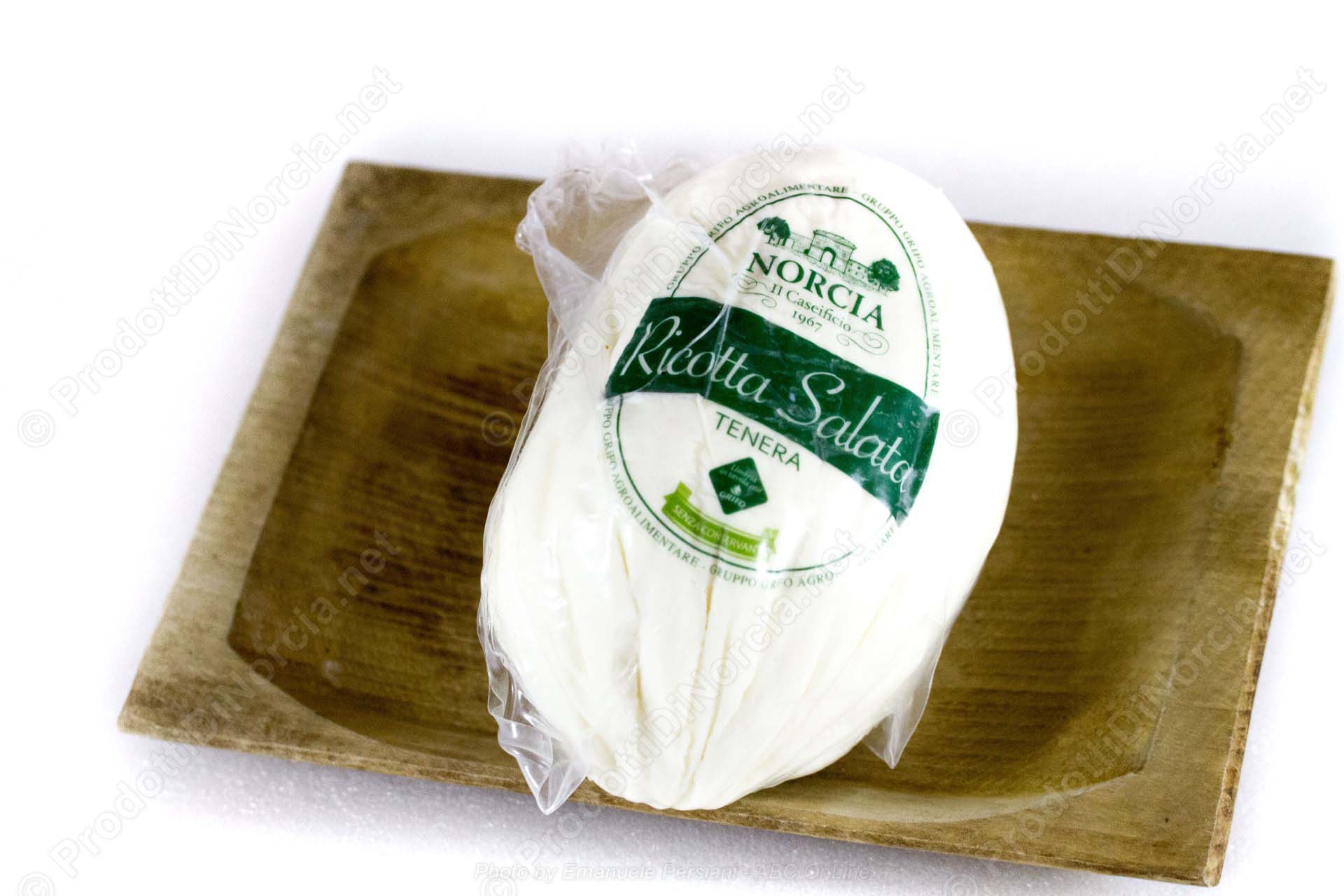 Ricotta Salata di Norcia fresca